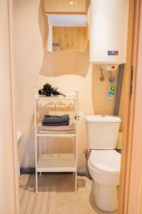 Centro Apartamentai Naujoji Akmene Exteriör bild